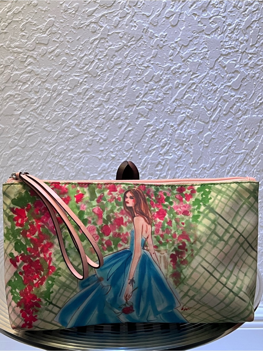 HENRI BENDEY NWOT IZAK GIRL IN THE GARDEN WRISTLET CLUTCH